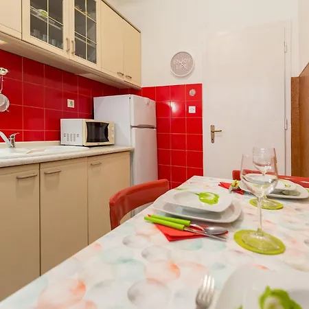 Tranquilo Garden - One Bedroom With Terrace And Garden View Apartament Dubrownik