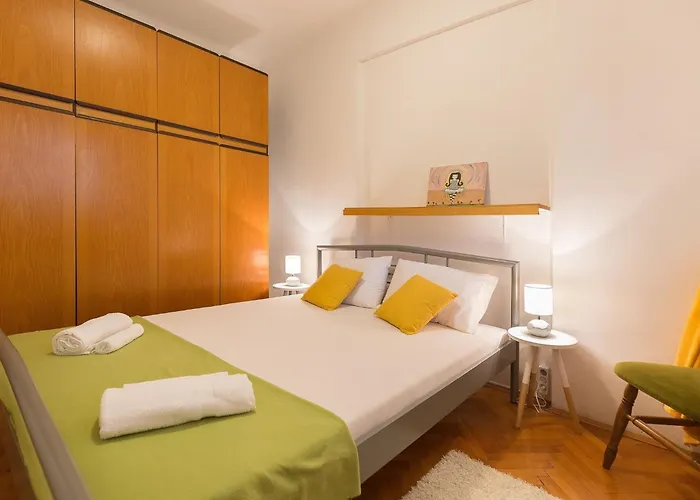 Tranquilo Garden - One Bedroom With Terrace And Garden View Apartmán