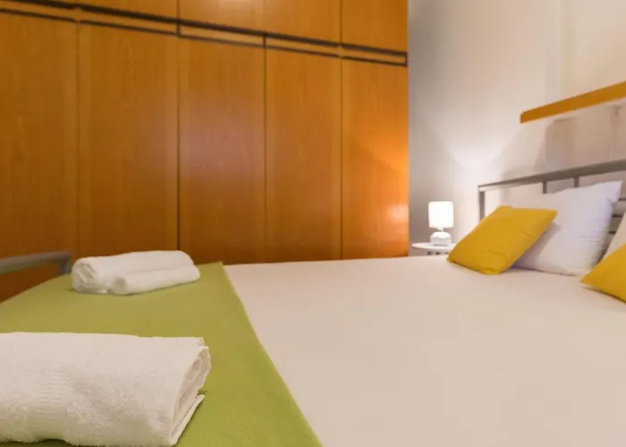 Tranquilo Garden - One Bedroom With Terrace And Garden View *