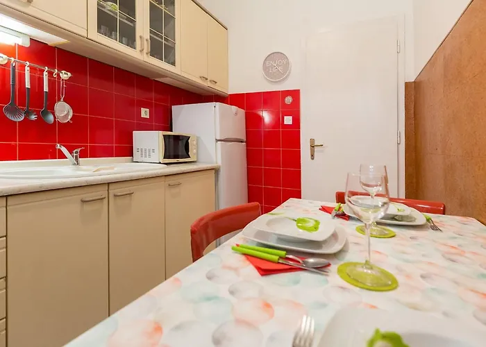 Tranquilo Garden - One Bedroom With Terrace And Garden View Appartamento Ragusa