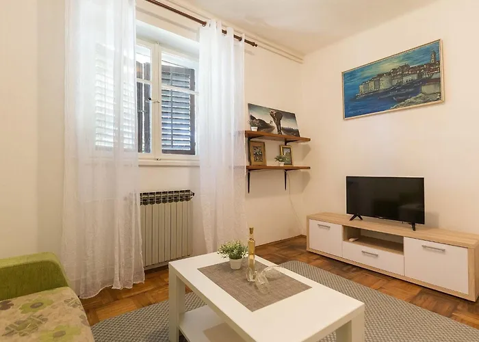 Tranquilo Garden - One Bedroom With Terrace And Garden View شقة دوبروفينك